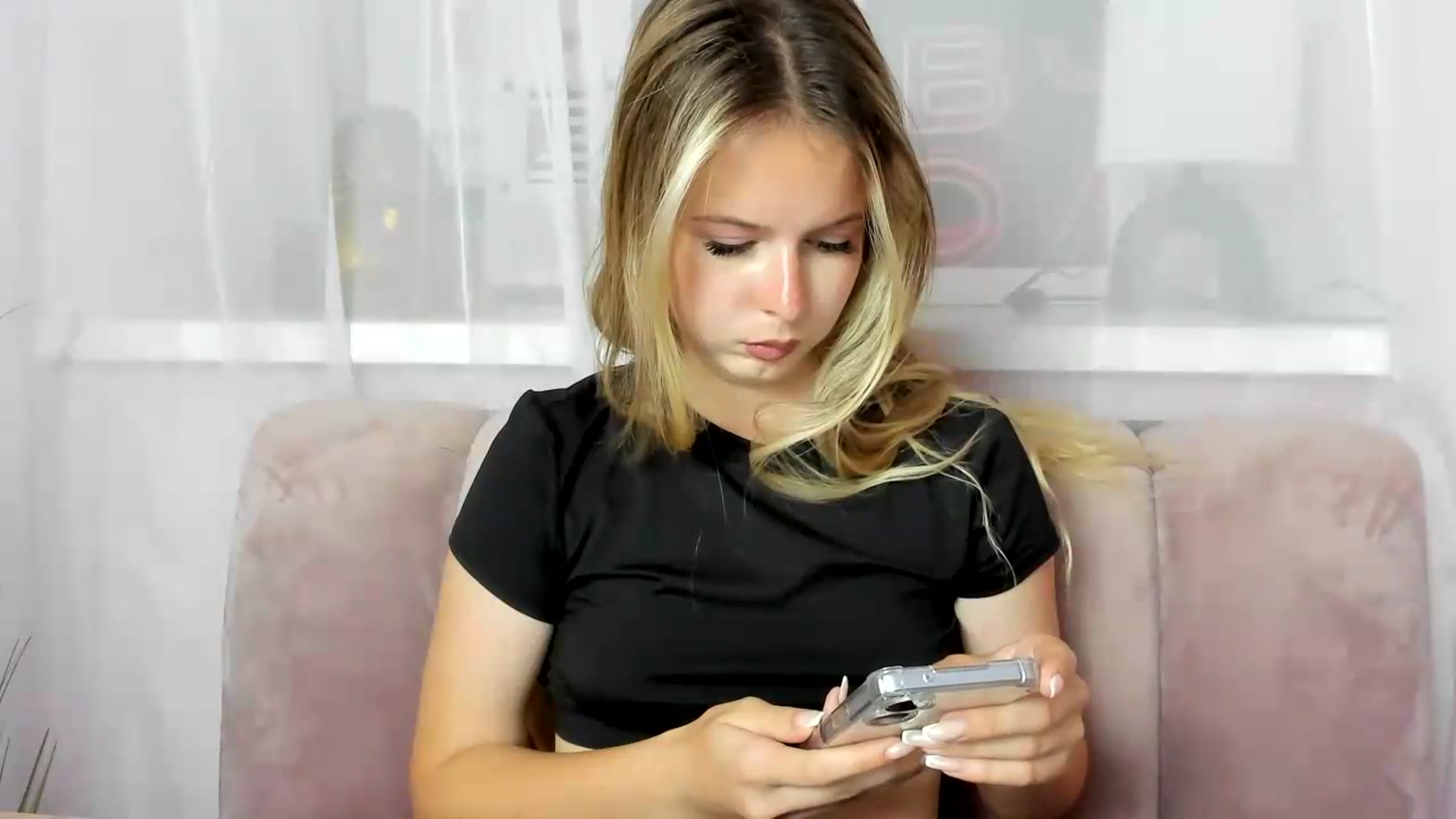 EveliBloo video thumbnail