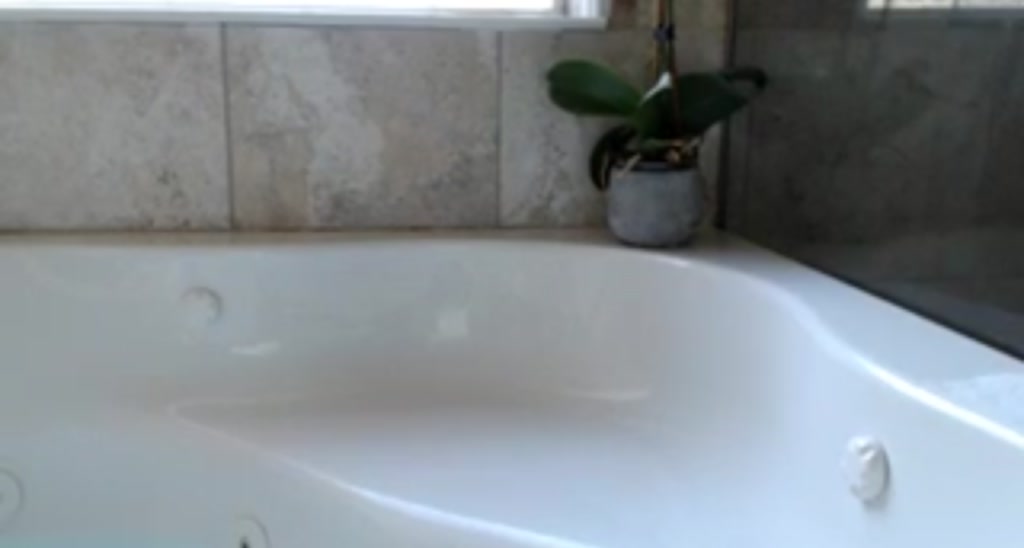 Kemply video thumbnail