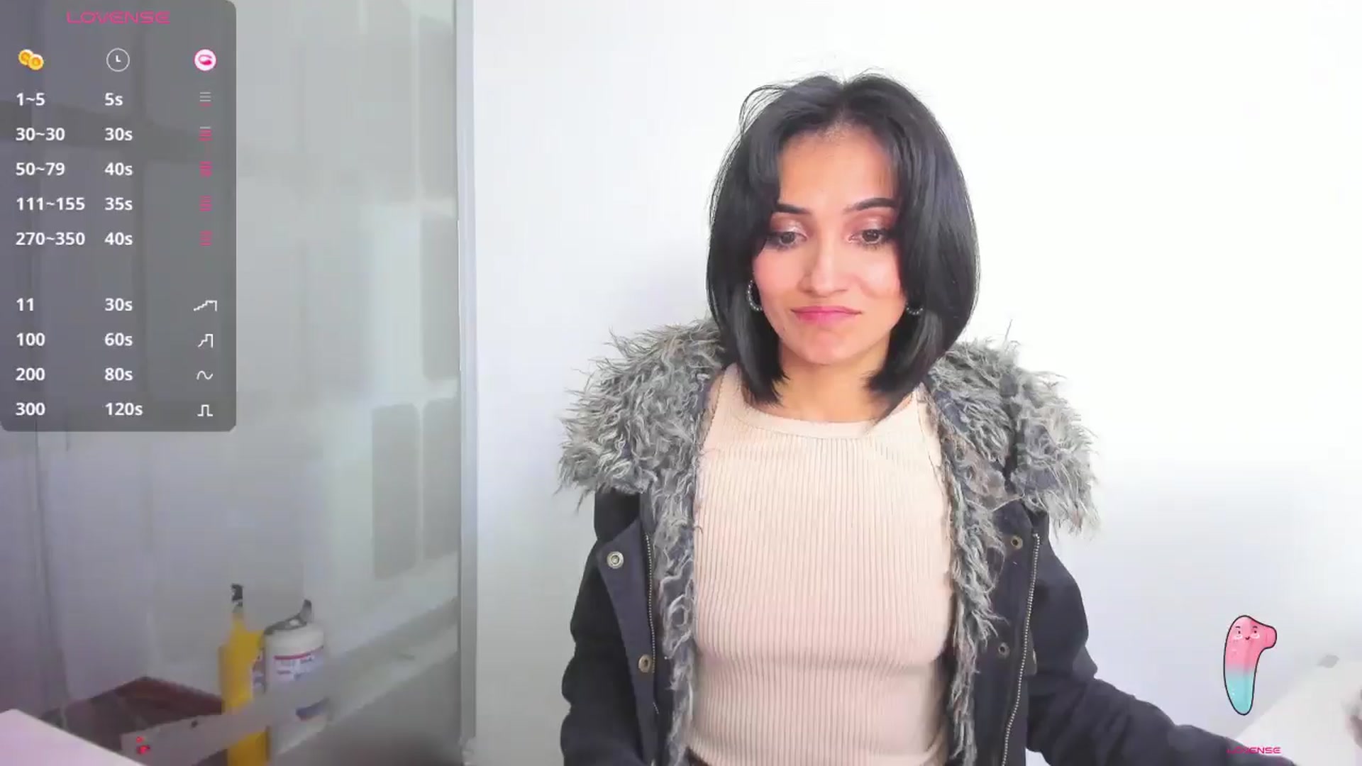 HannaClohes video thumbnail