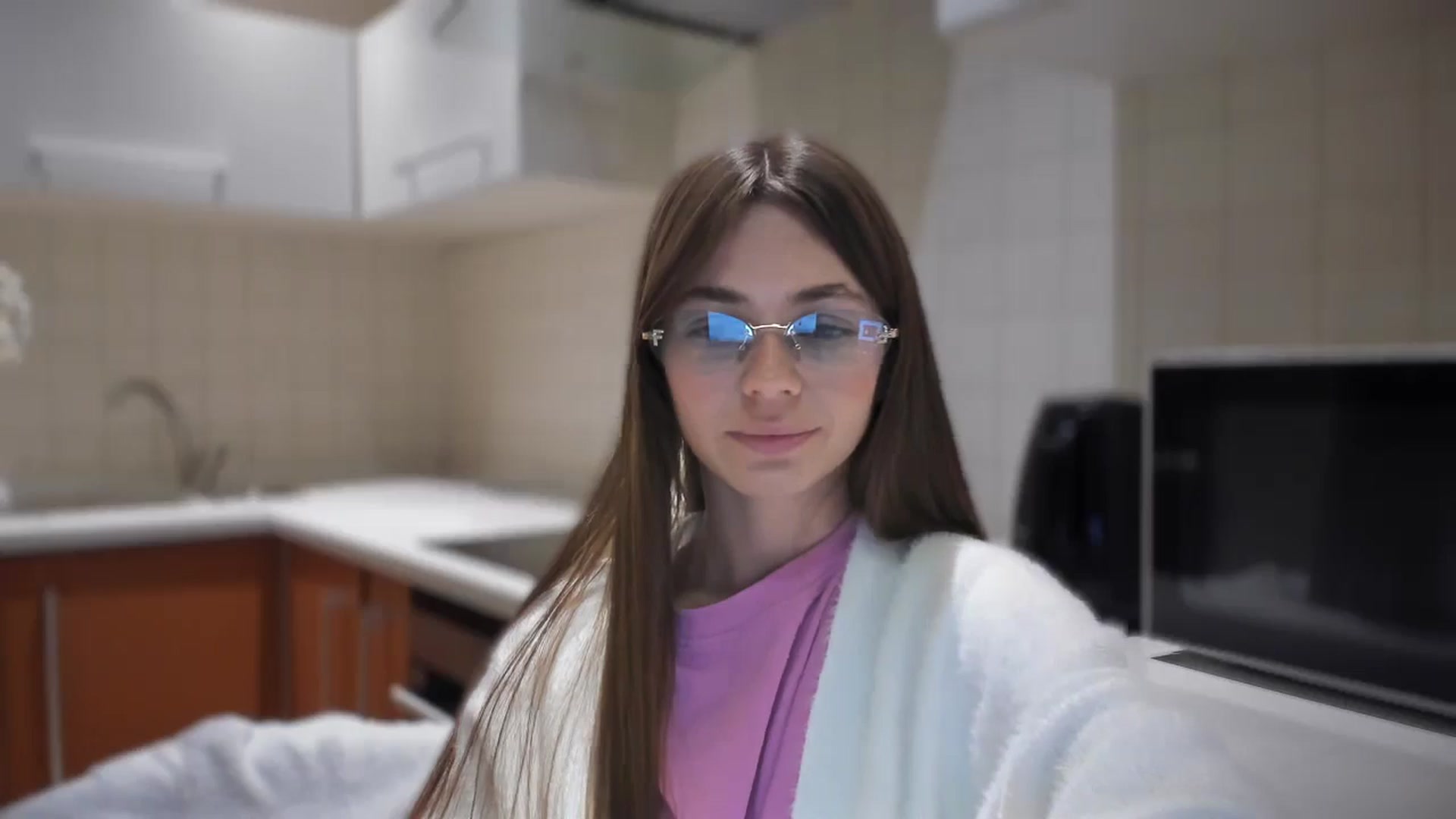 ButterFlyMiss video thumbnail