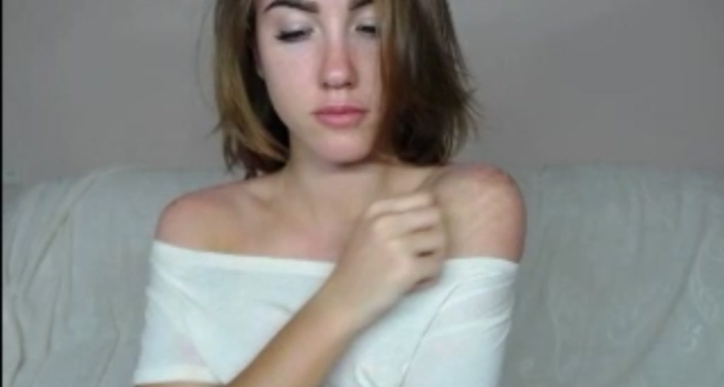 Ellie_18_ video thumbnail
