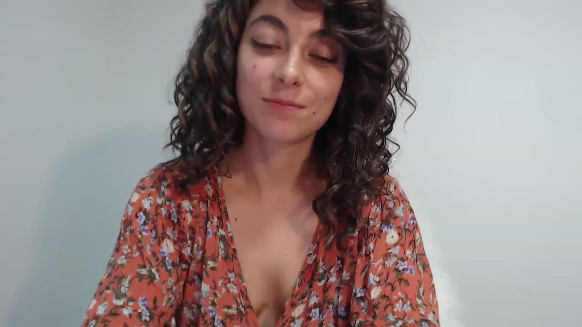 Viiolet video thumbnail