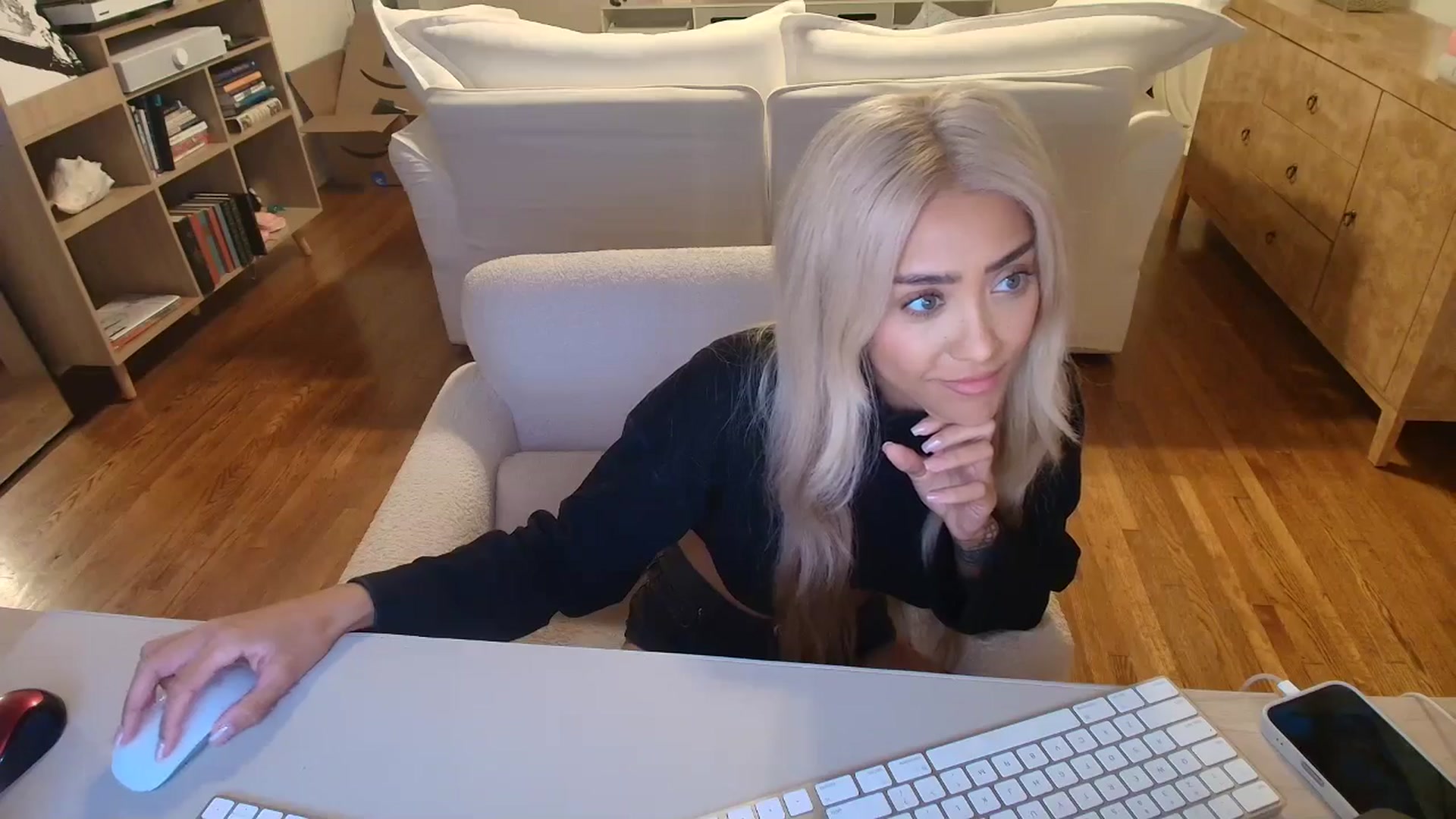 rosiewestttt video thumbnail