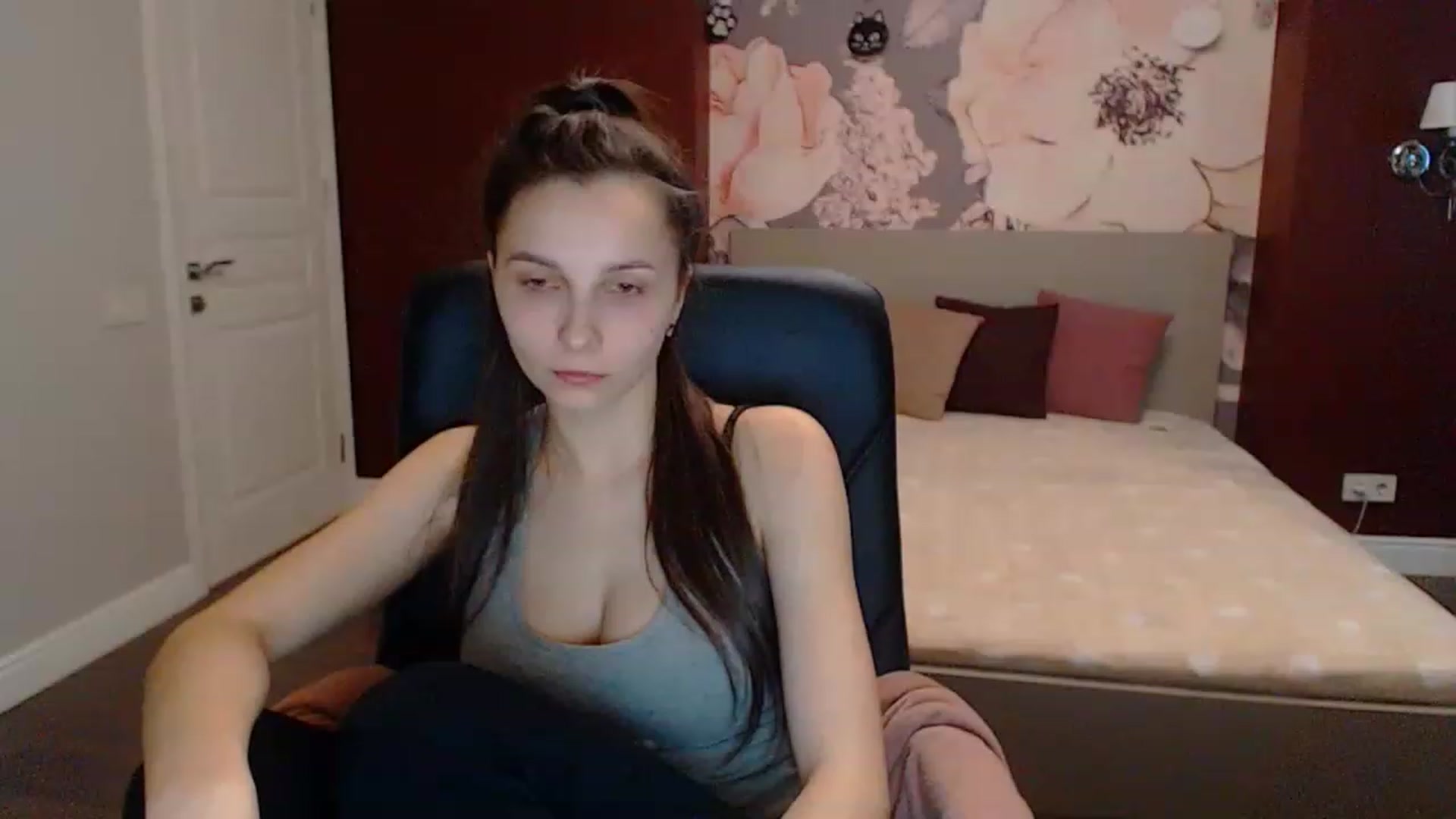 Karina_Mils video thumbnail