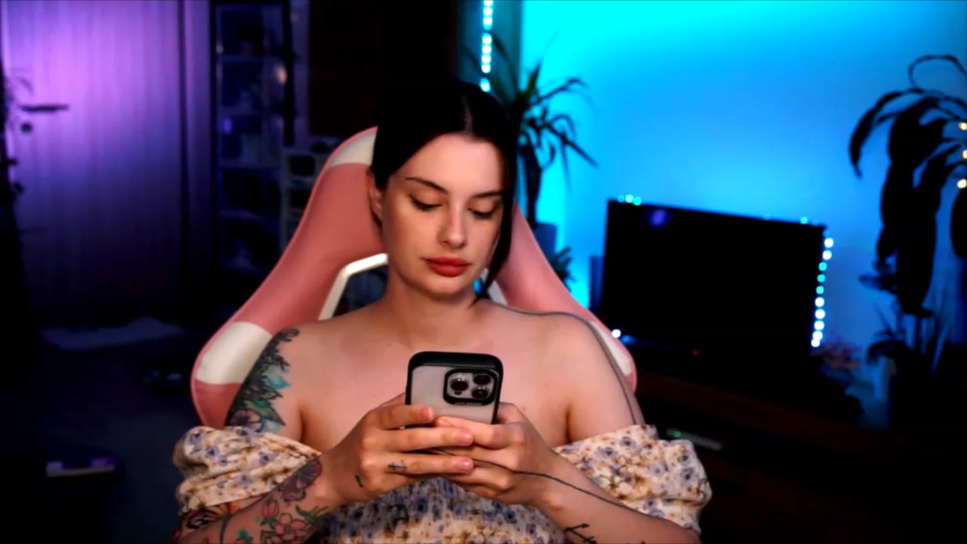 lucynutty video thumbnail