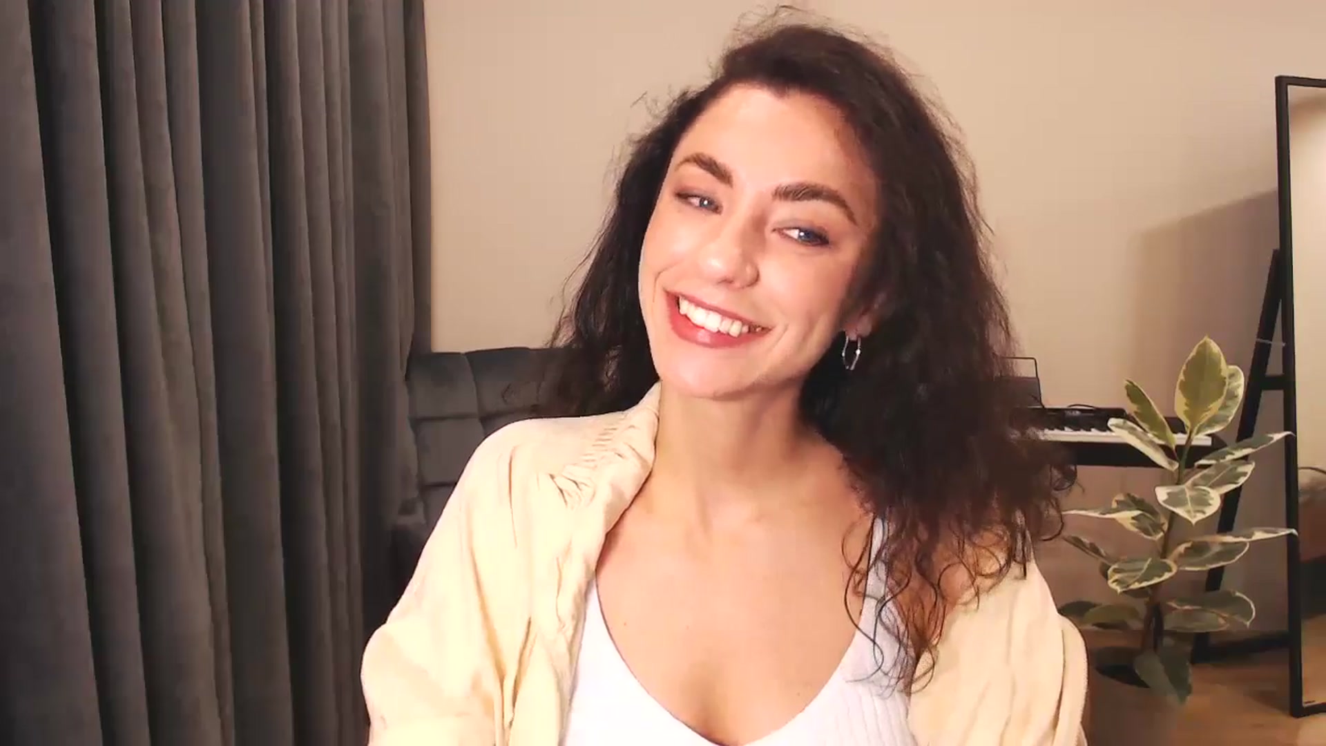Millla_Mi video thumbnail