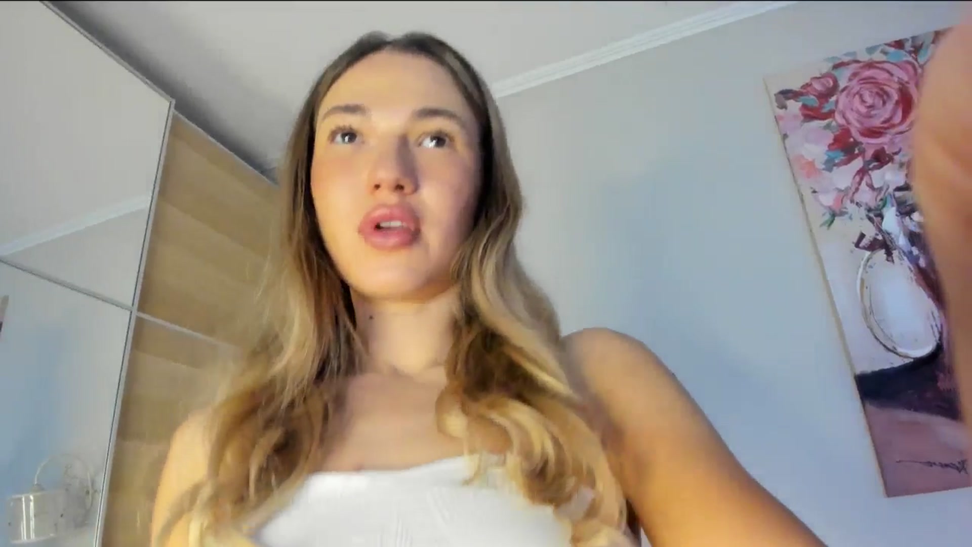 Dariadely video thumbnail
