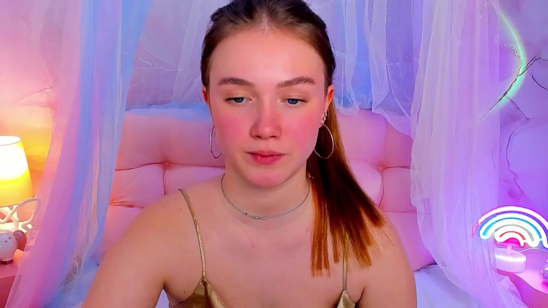 Beatrizz video thumbnail