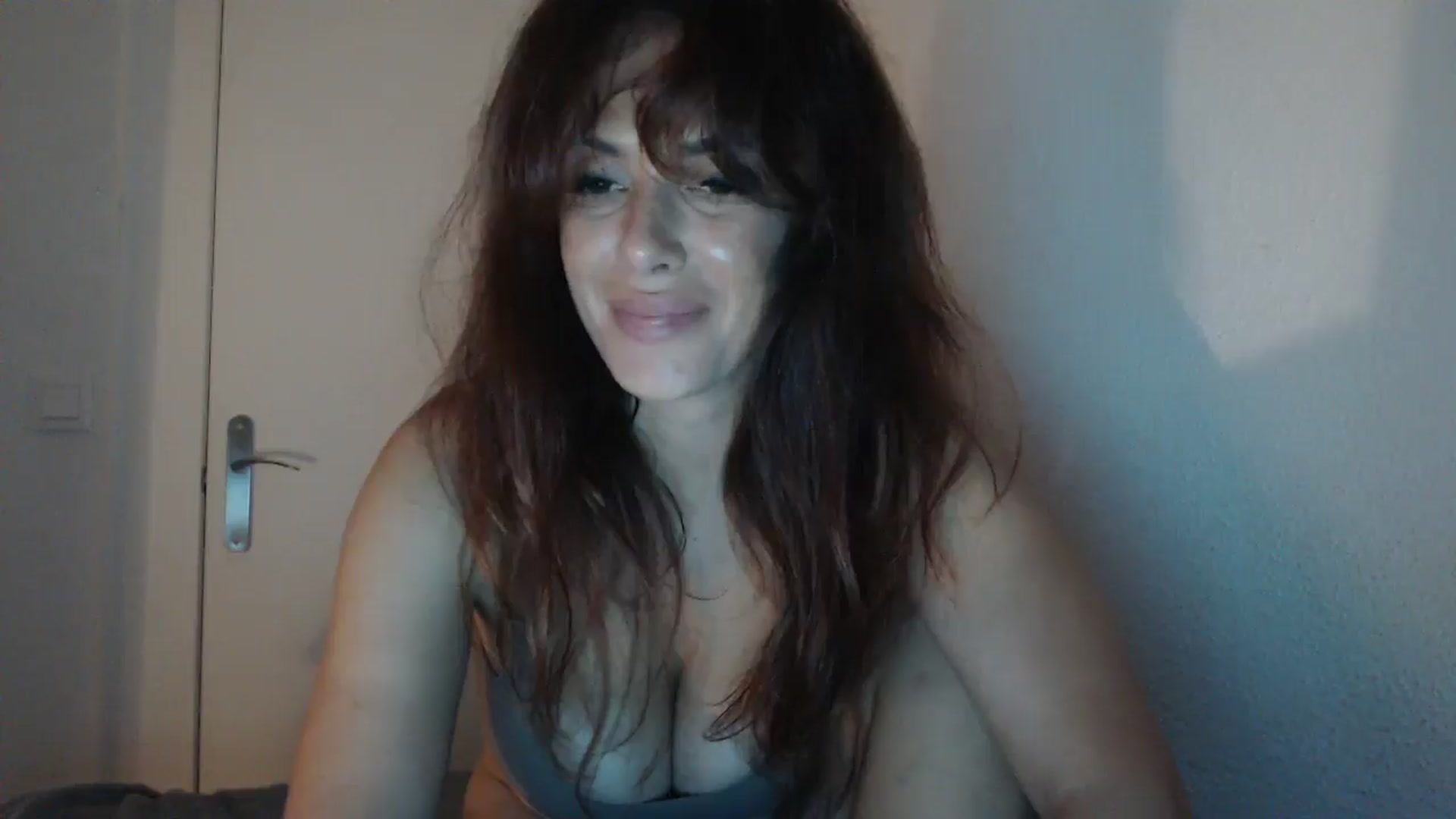 ItsLizi video thumbnail