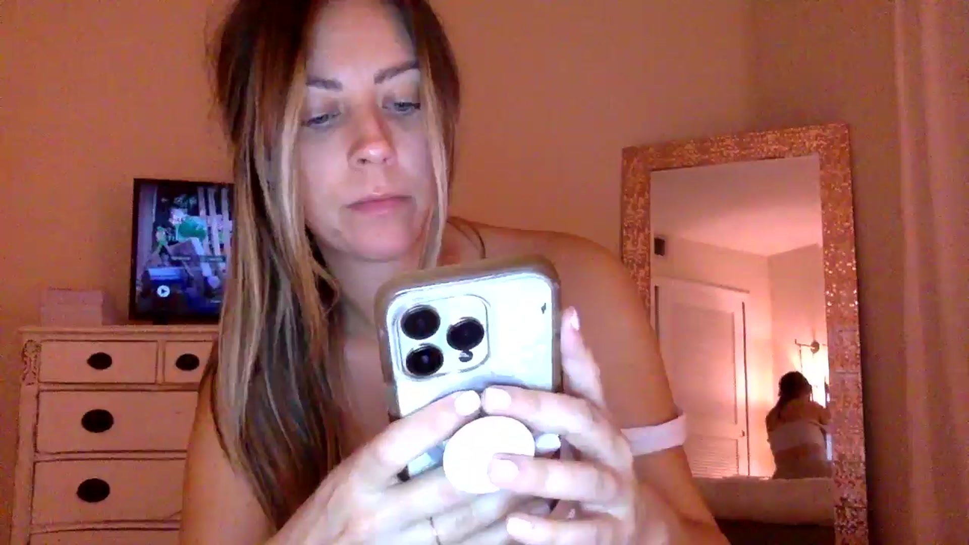 DaniSendLuv video thumbnail