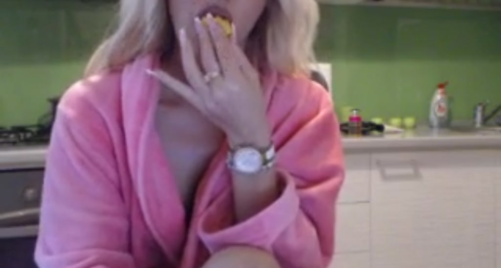 BlondeeFairy video thumbnail