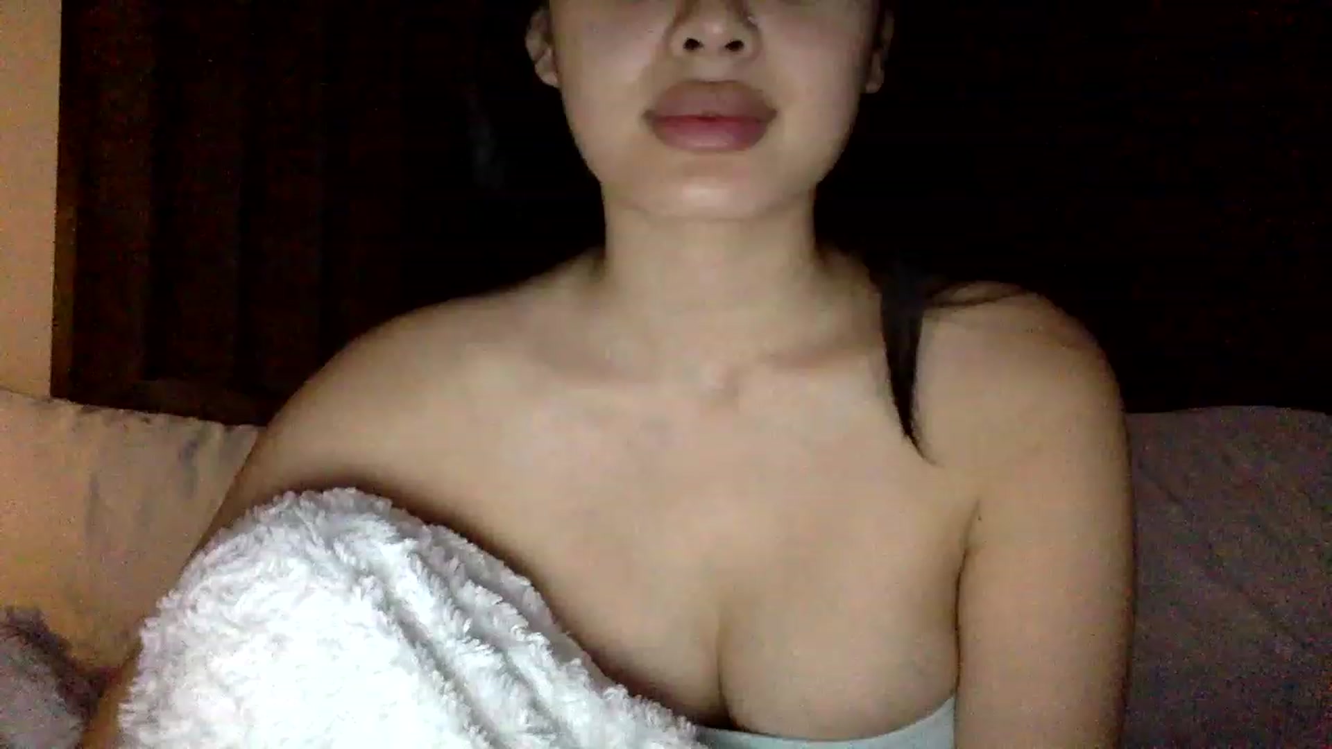MsAkira video thumbnail