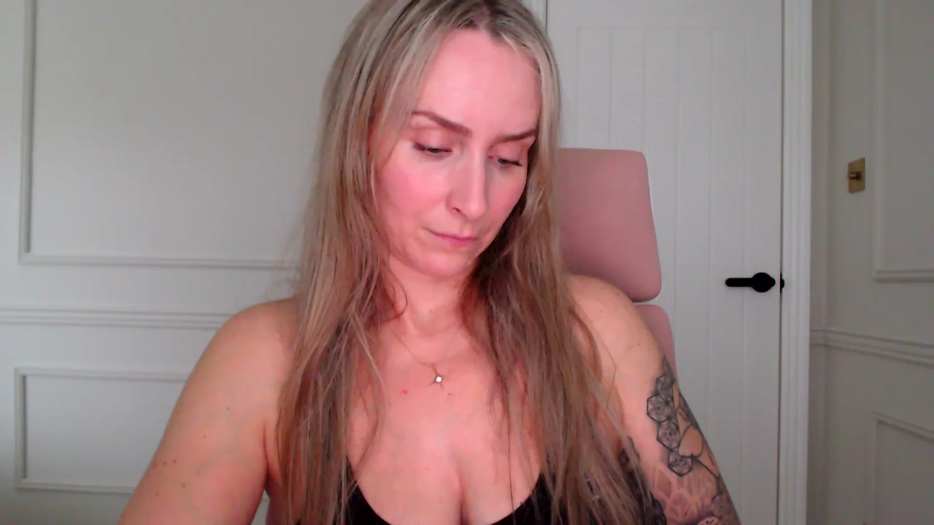 Boob_Jiggler video thumbnail