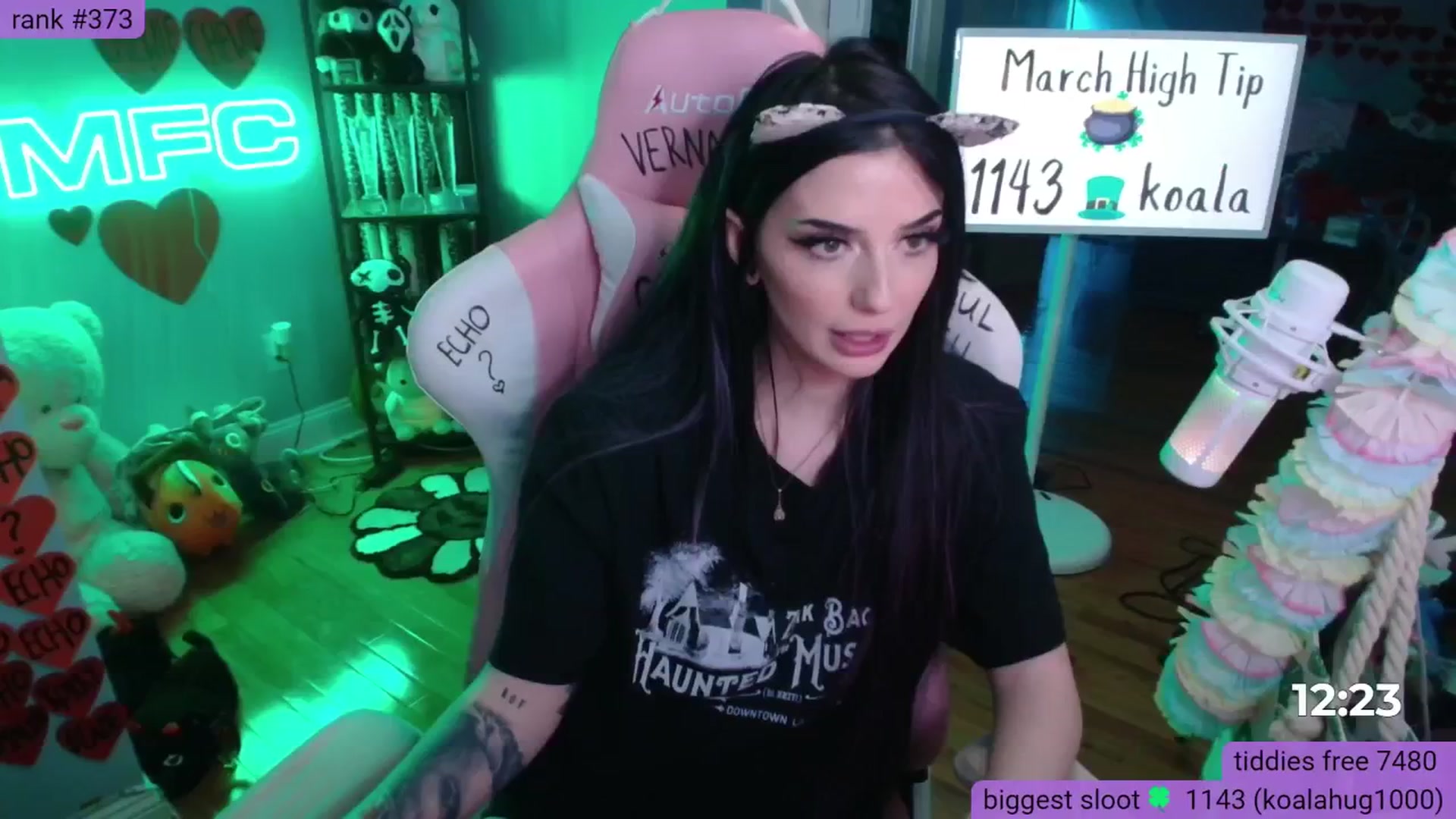 BabeAriel video thumbnail