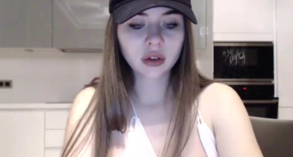 Linda_0nline video thumbnail