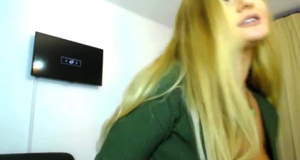 B_E_L_L_E_ video thumbnail