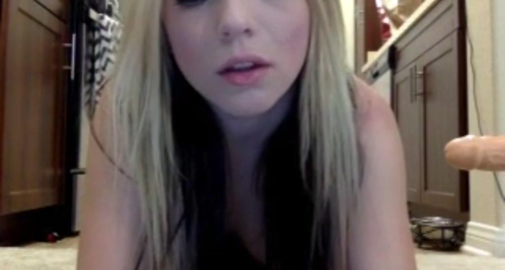 FetishPixie video thumbnail