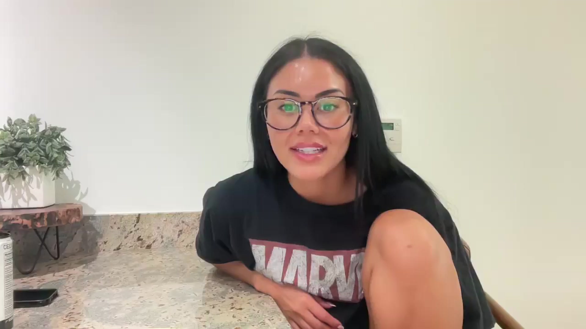 Naomilynn video thumbnail