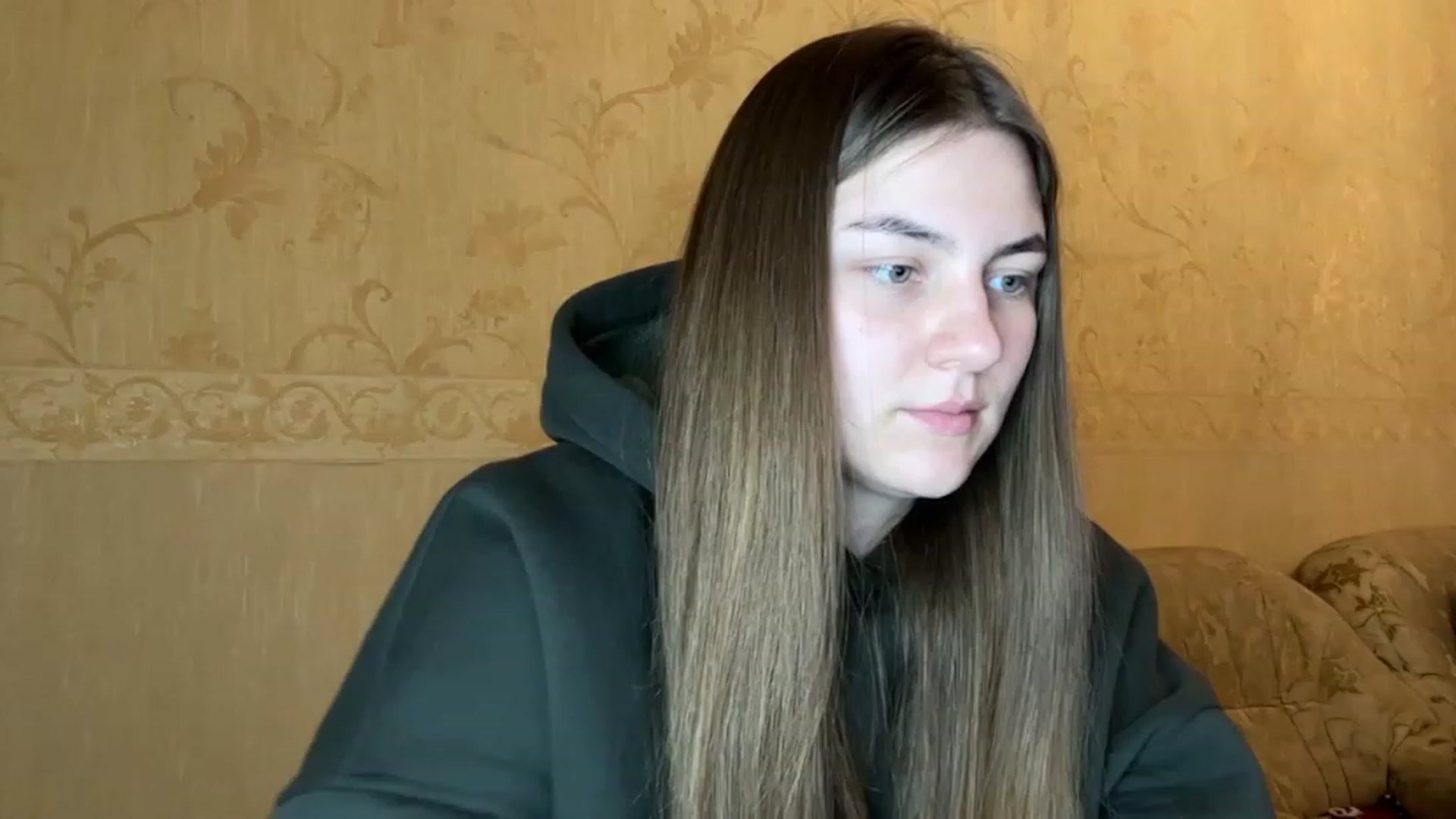 Eve_Olive video thumbnail