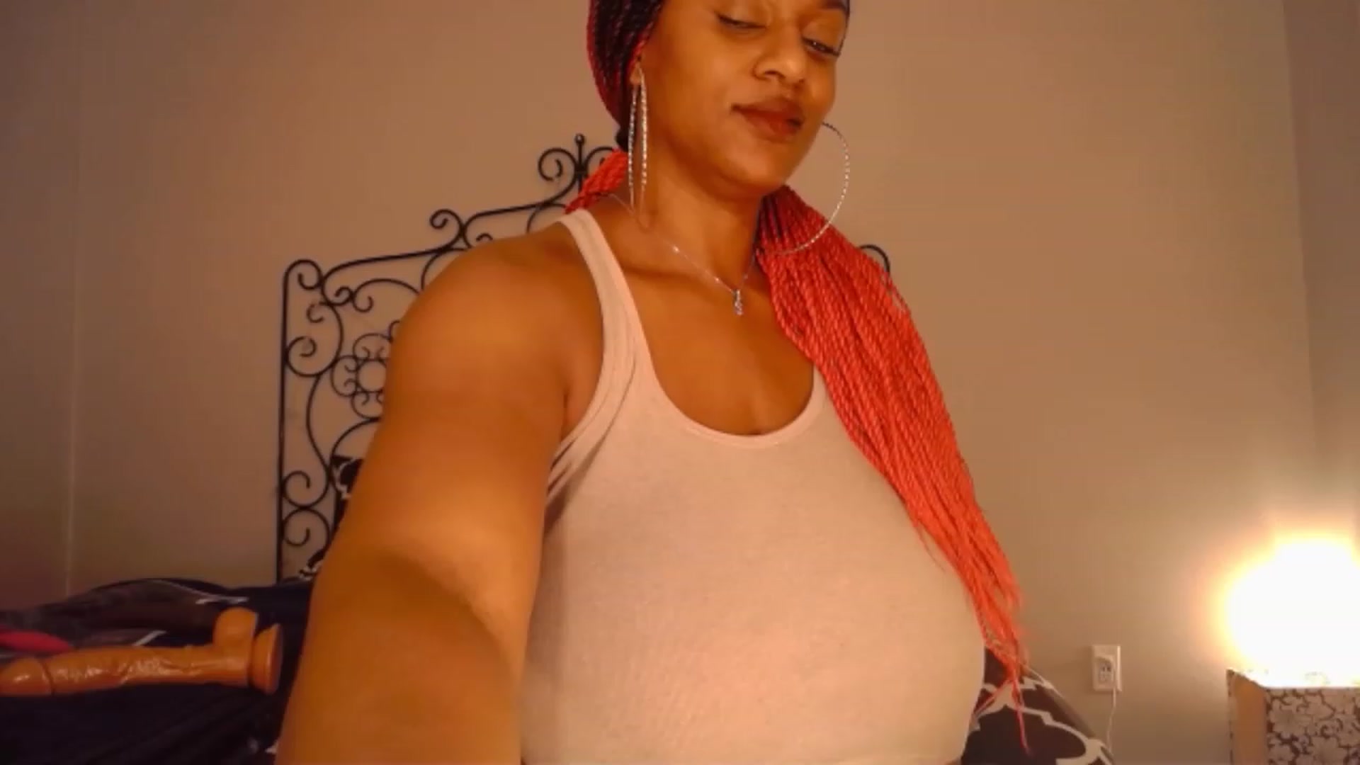 TheIconicGirl video thumbnail