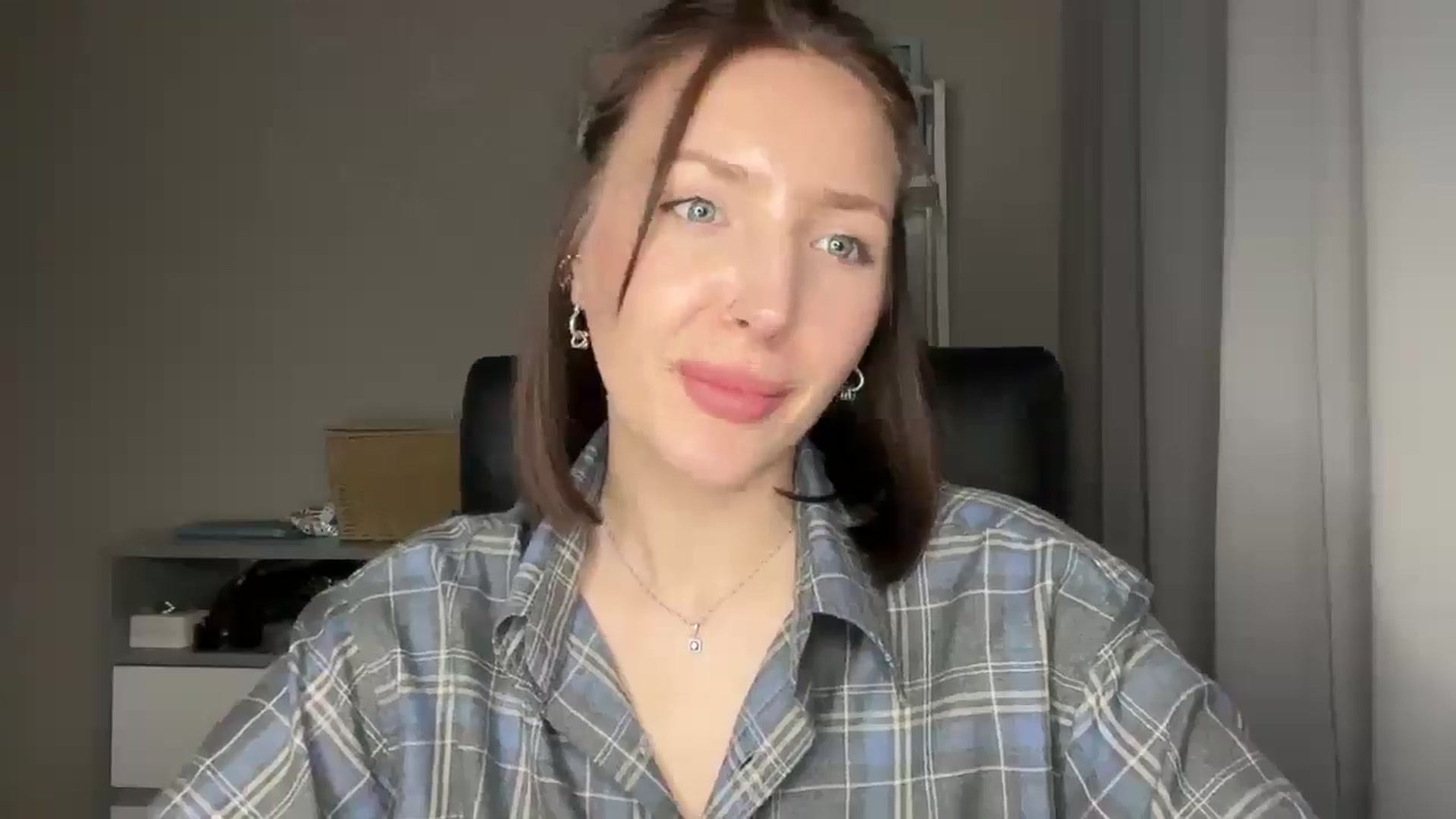 Di_Pearl video thumbnail