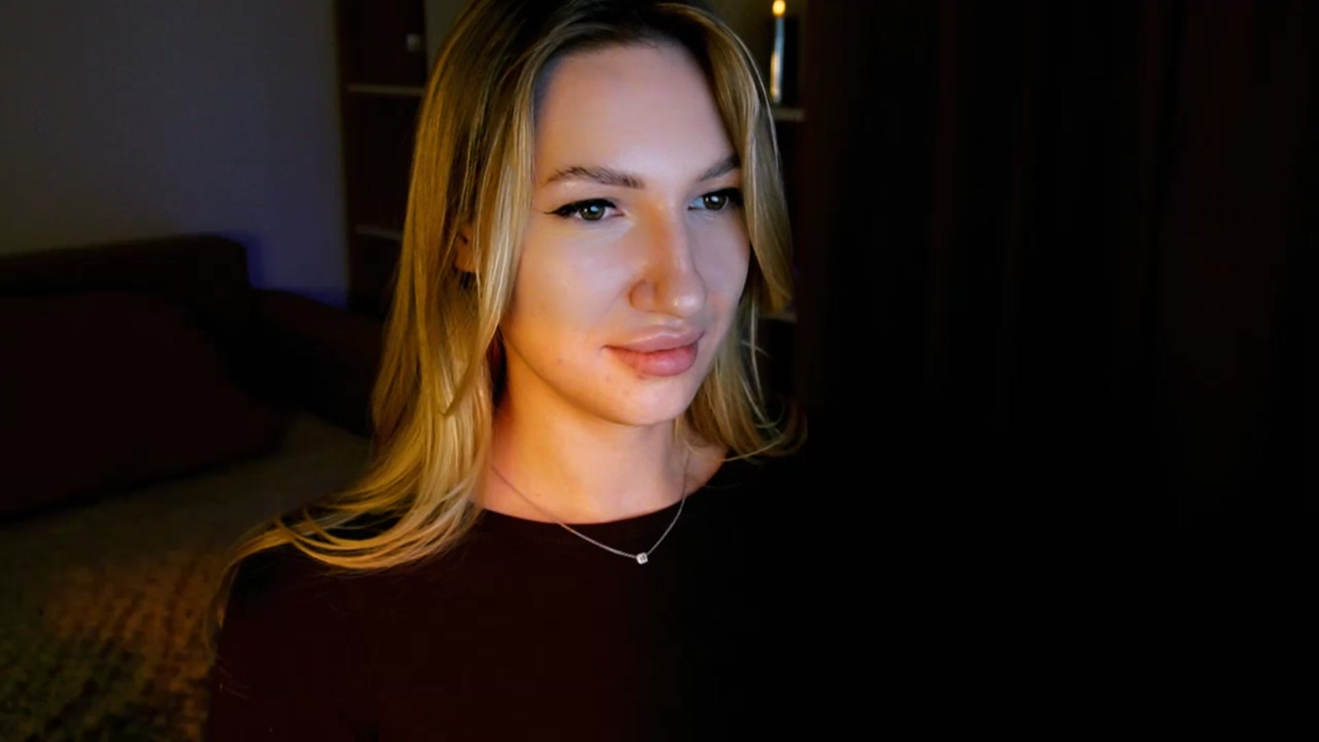 LovelyGin video thumbnail