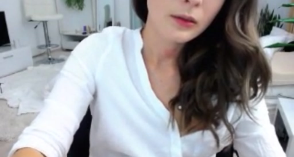 LilaBru video thumbnail