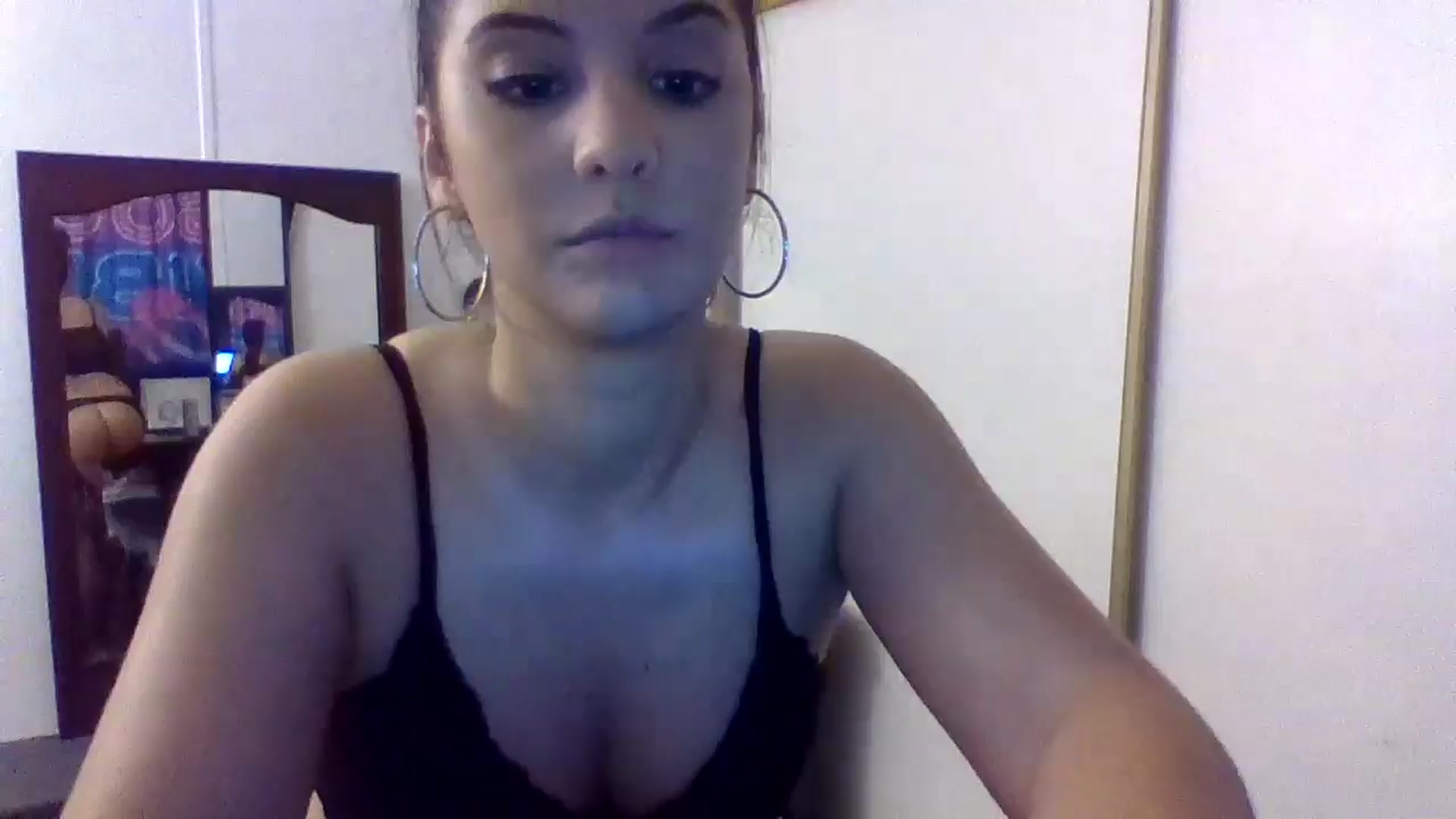 YourCamSlut video thumbnail