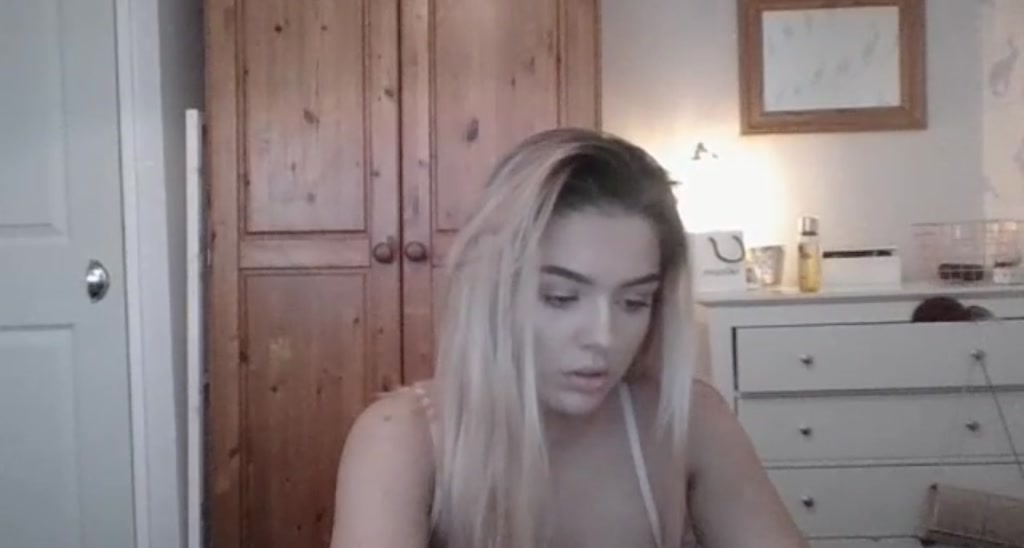 KatyLouise video thumbnail