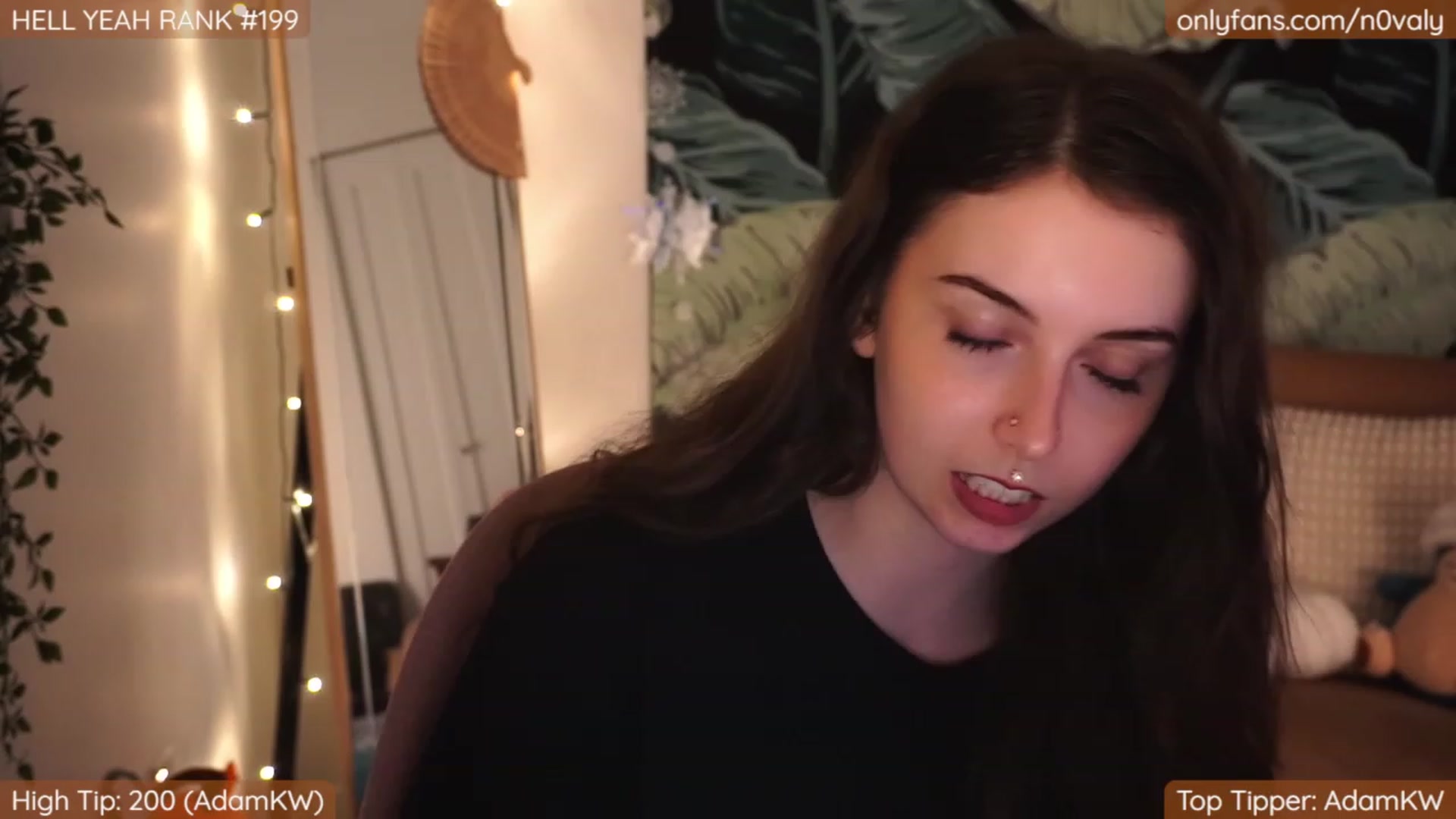 N0valy video thumbnail