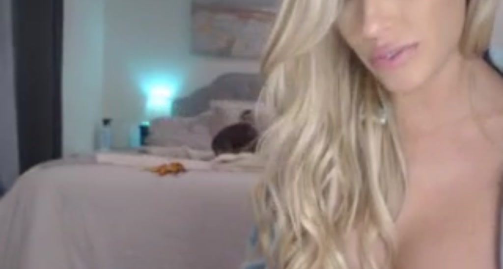 Queen_Bambi video thumbnail