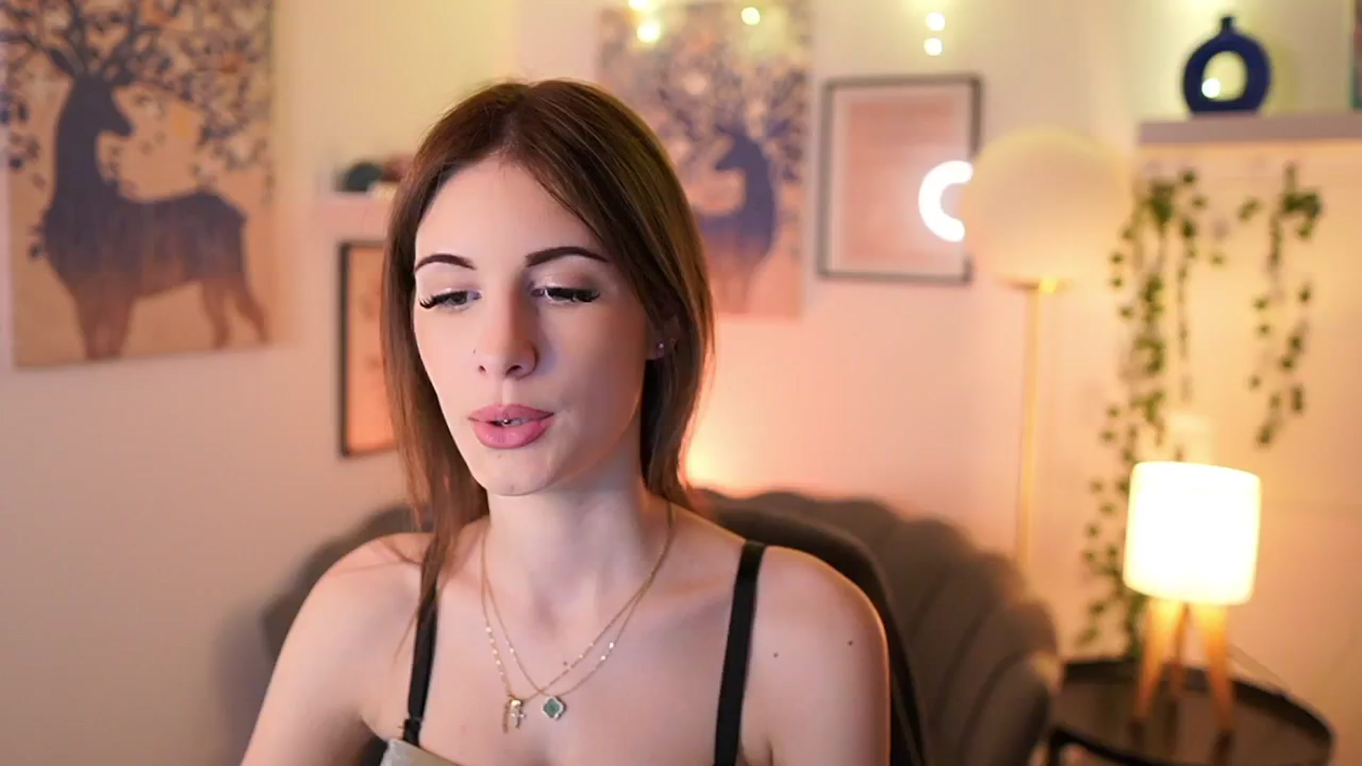 Ellie_Shae video thumbnail