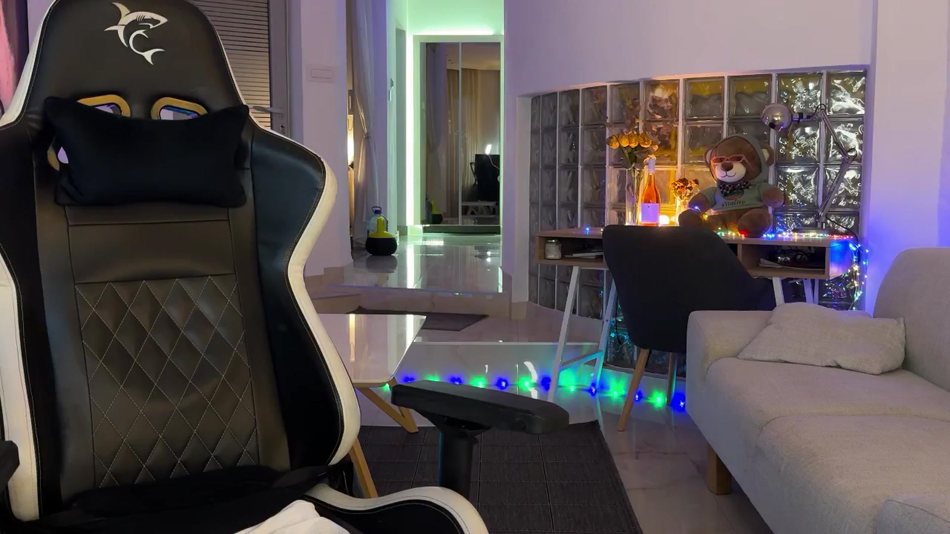 AlexiAngel video thumbnail
