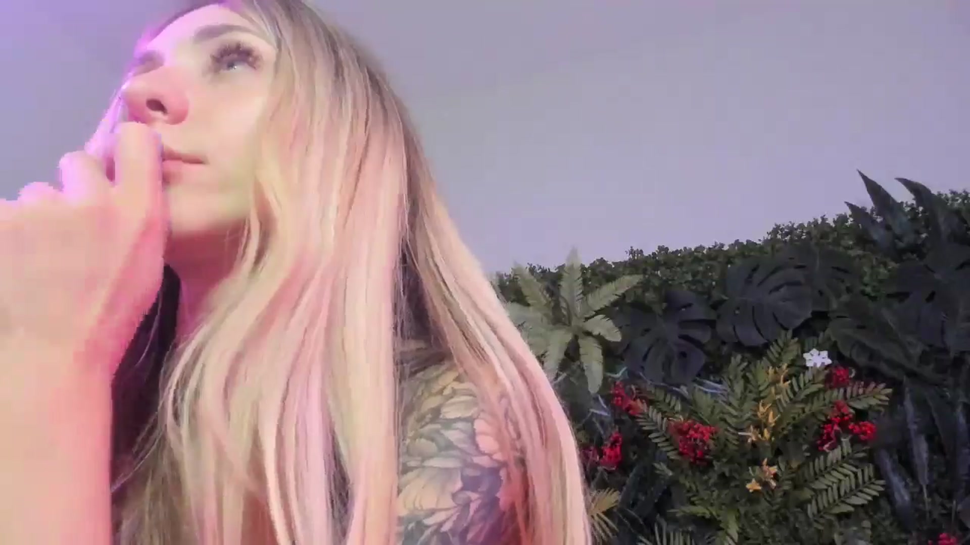 Horny_Blond video thumbnail