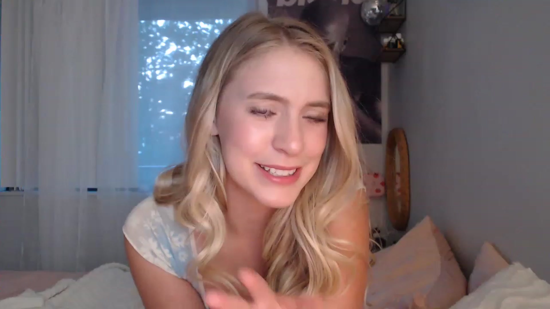 Em_babyxx video thumbnail
