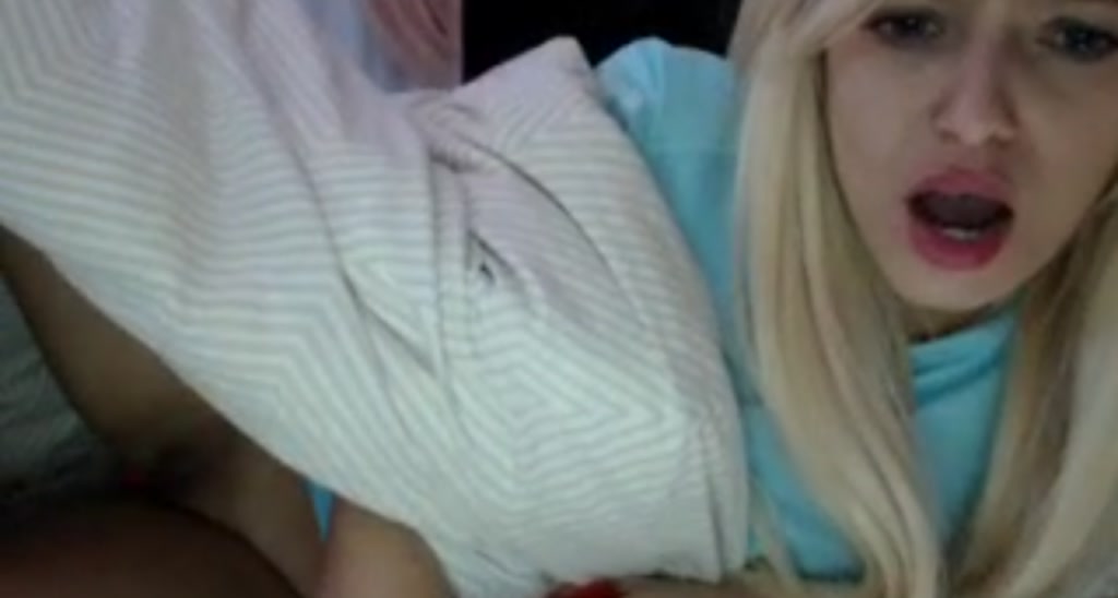 AwesomeBlonde video thumbnail