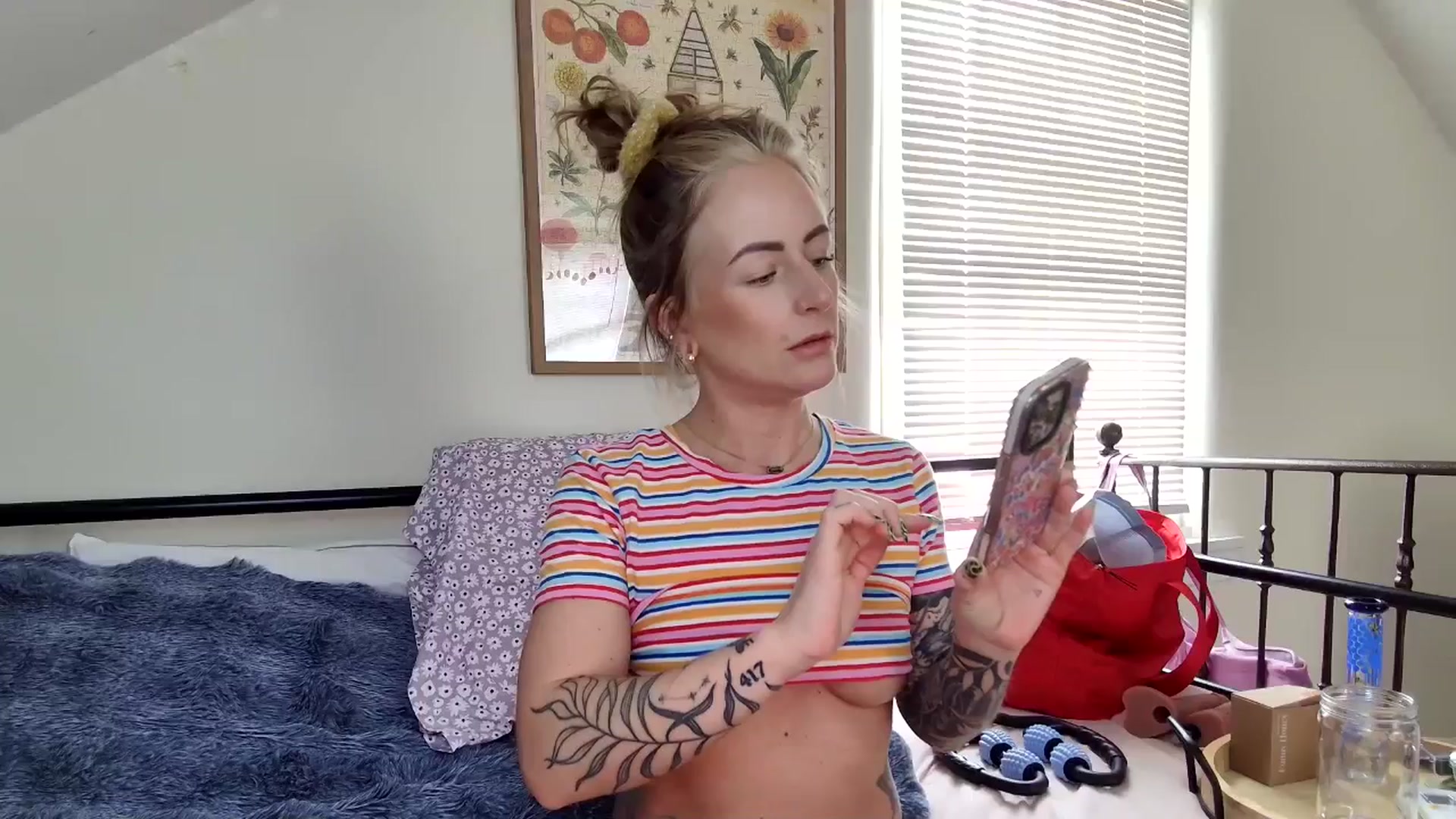 Lena_bee video thumbnail