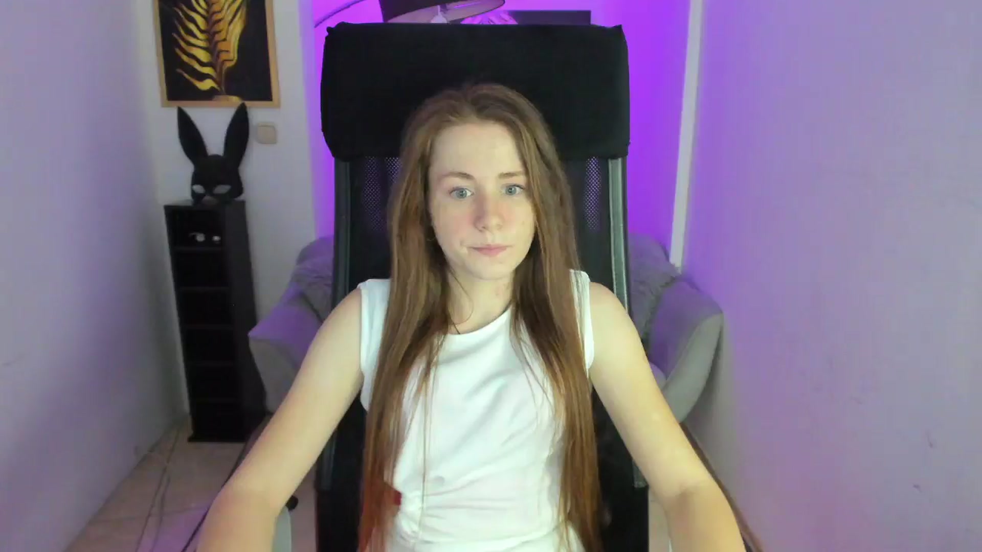 Moonshinee video thumbnail