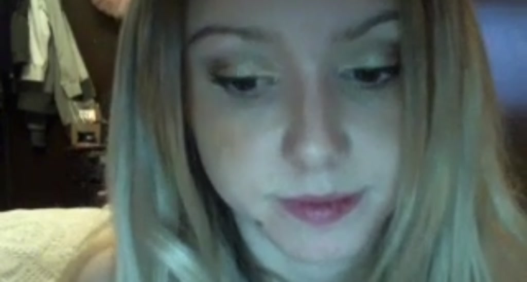 MiniMariah video thumbnail