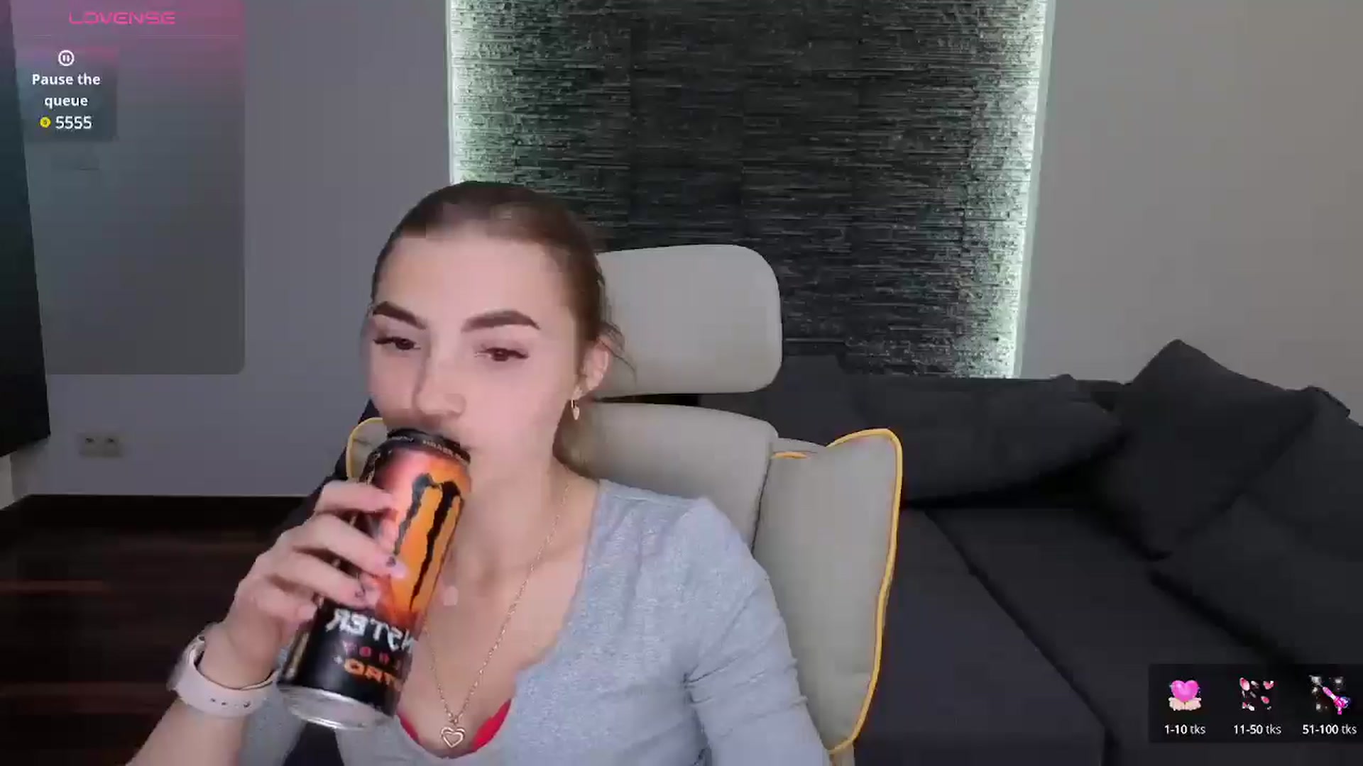 Daisyy video thumbnail