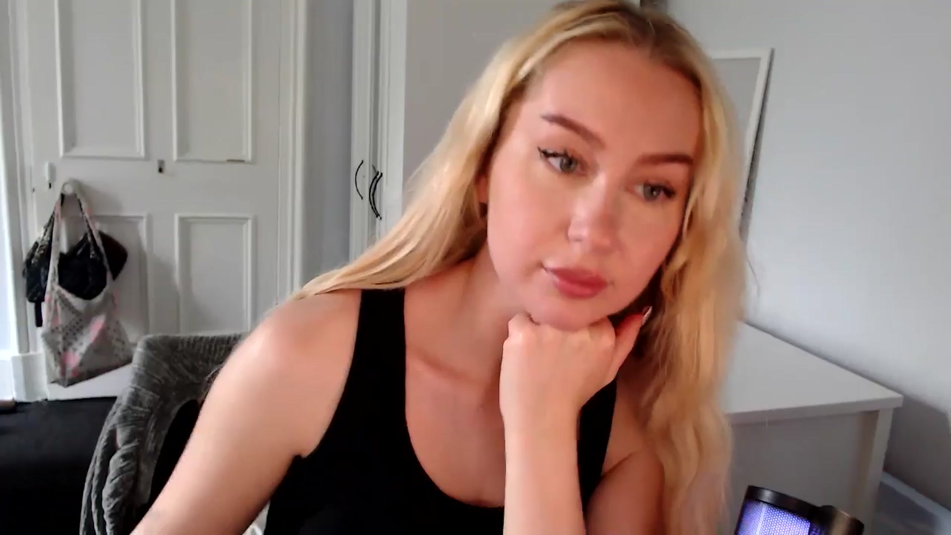 British_Cutie video thumbnail