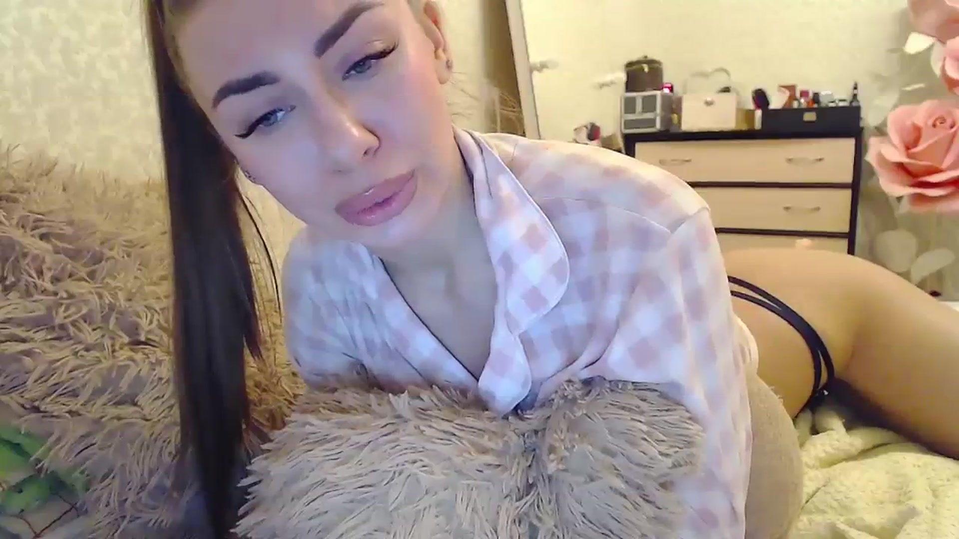EliseFoxx video thumbnail