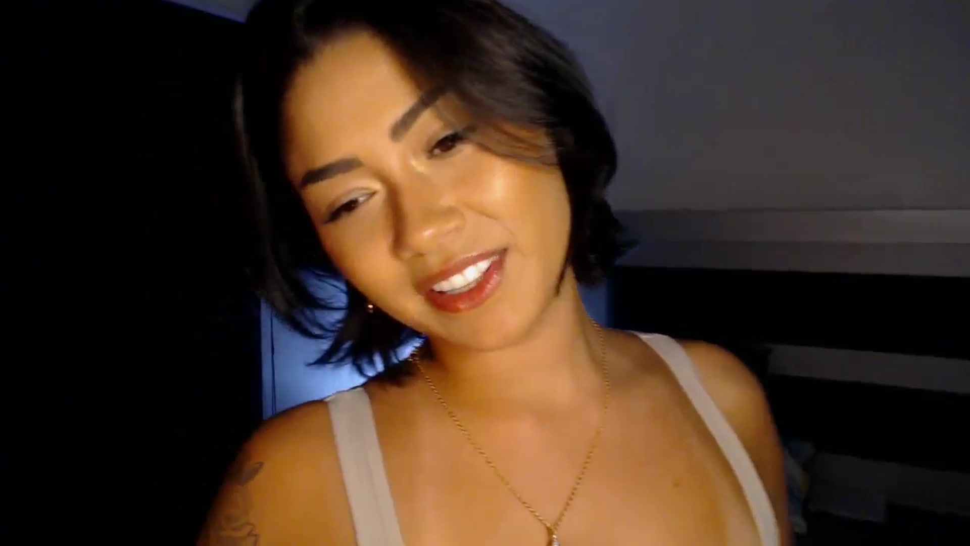 YourGoddessLu video thumbnail