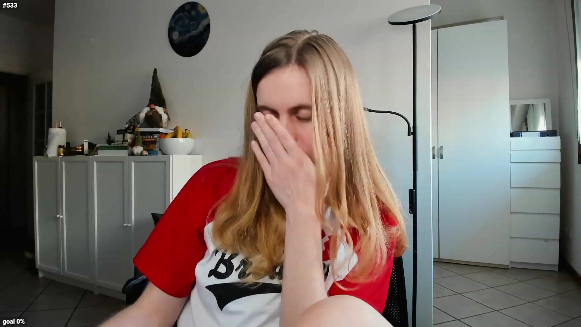 Personage video thumbnail