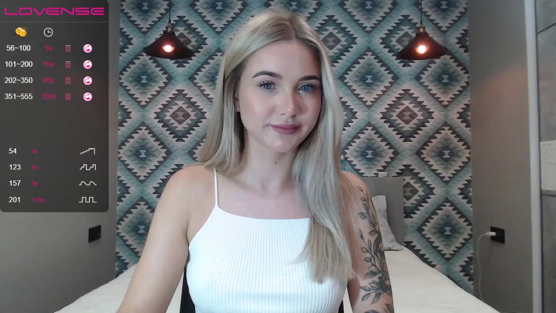 HolyMeow video thumbnail