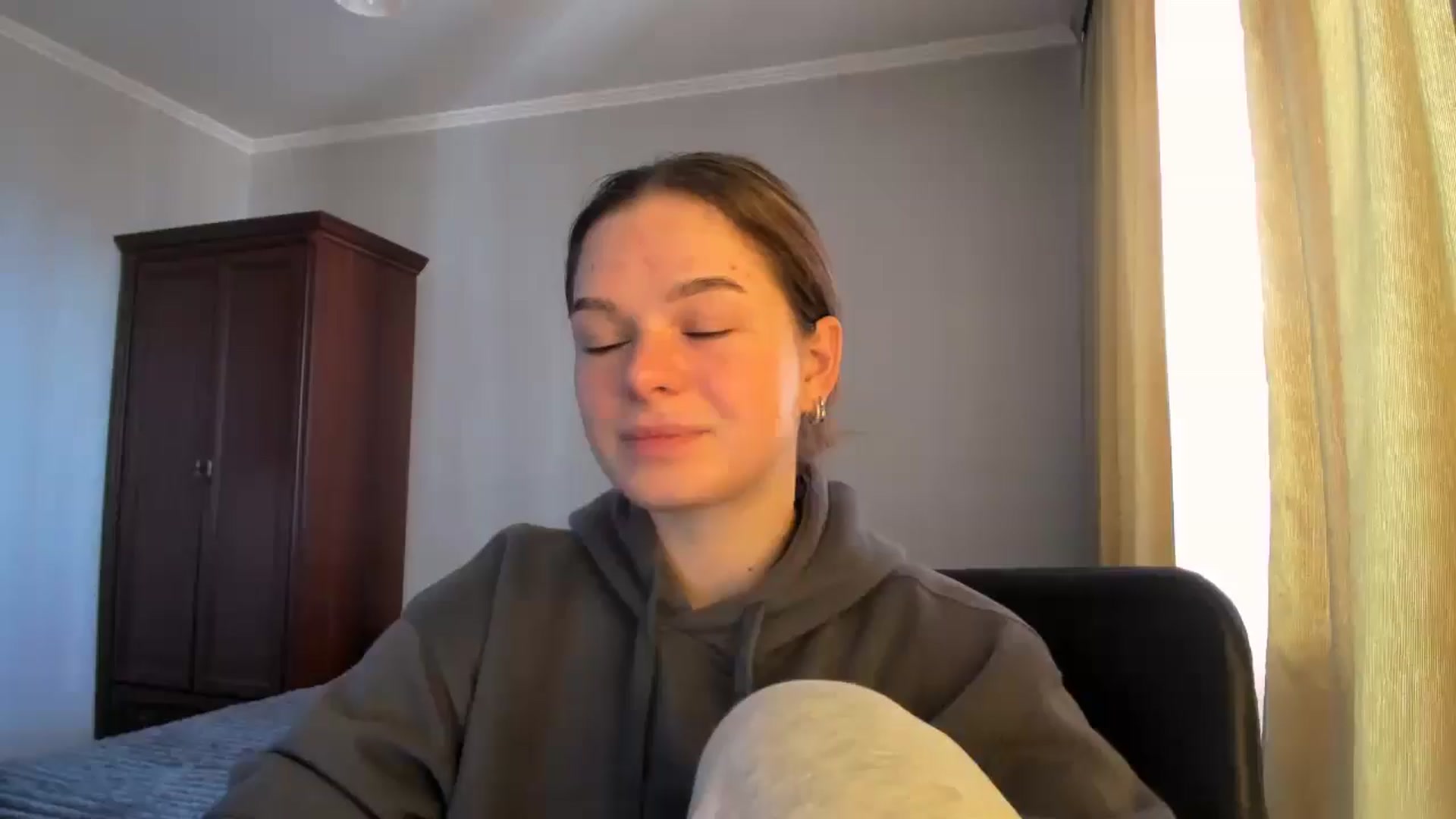 HeyAlisa video thumbnail