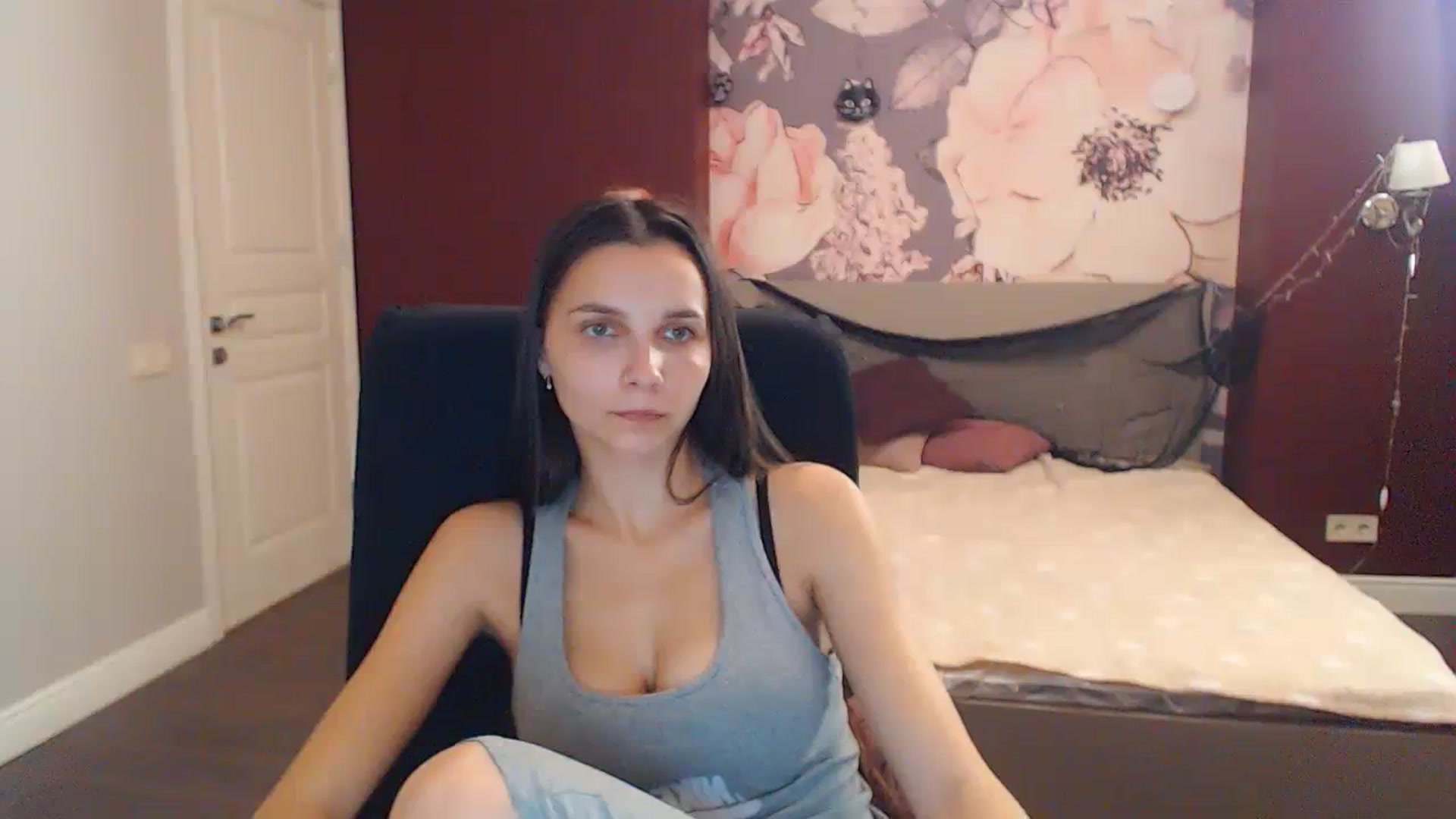 Karina_Mils video thumbnail