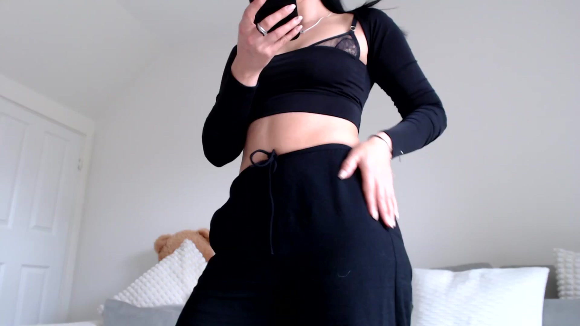 LavIson video thumbnail