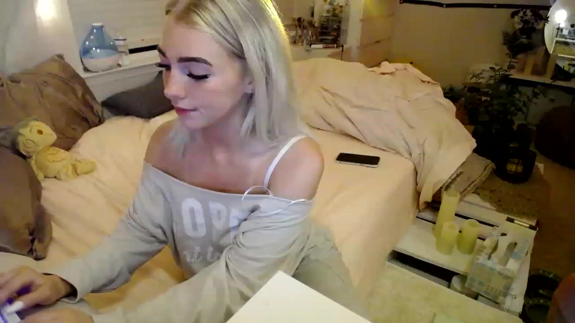 Devereuxquinn video thumbnail
