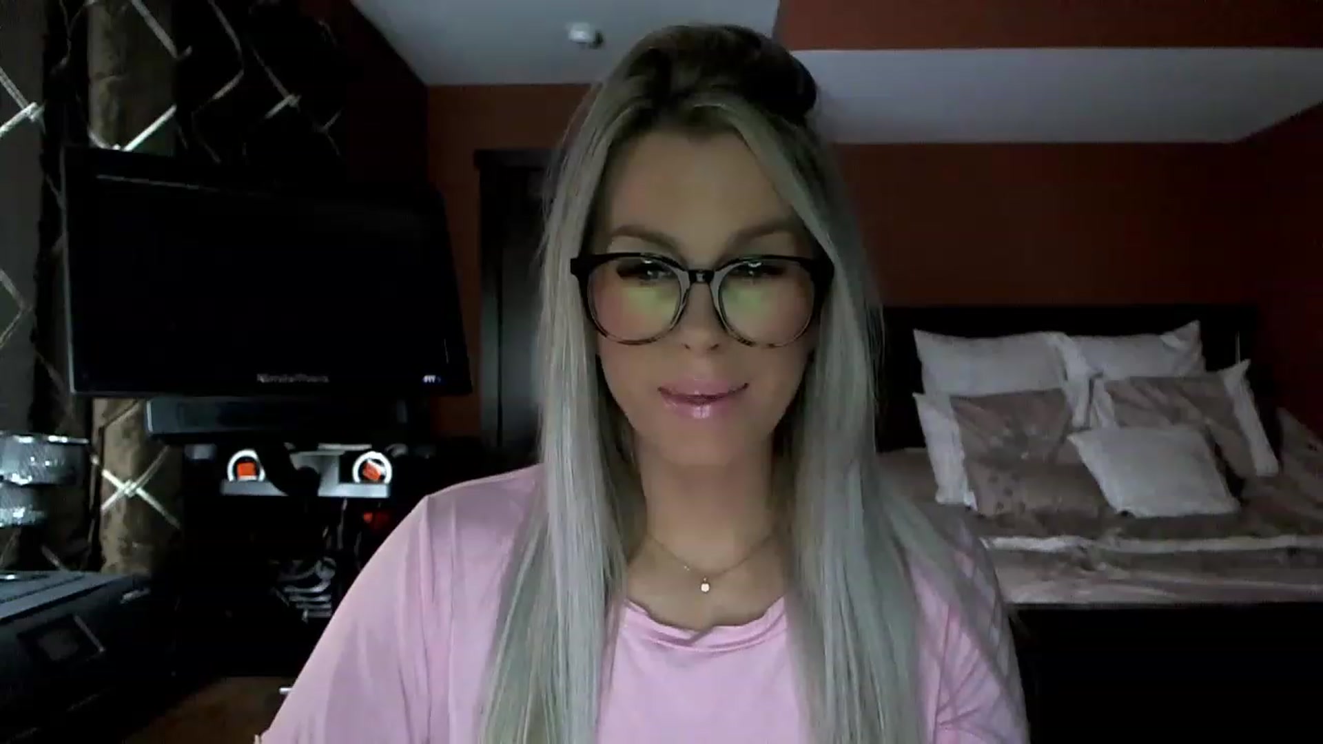 Cora9 video thumbnail